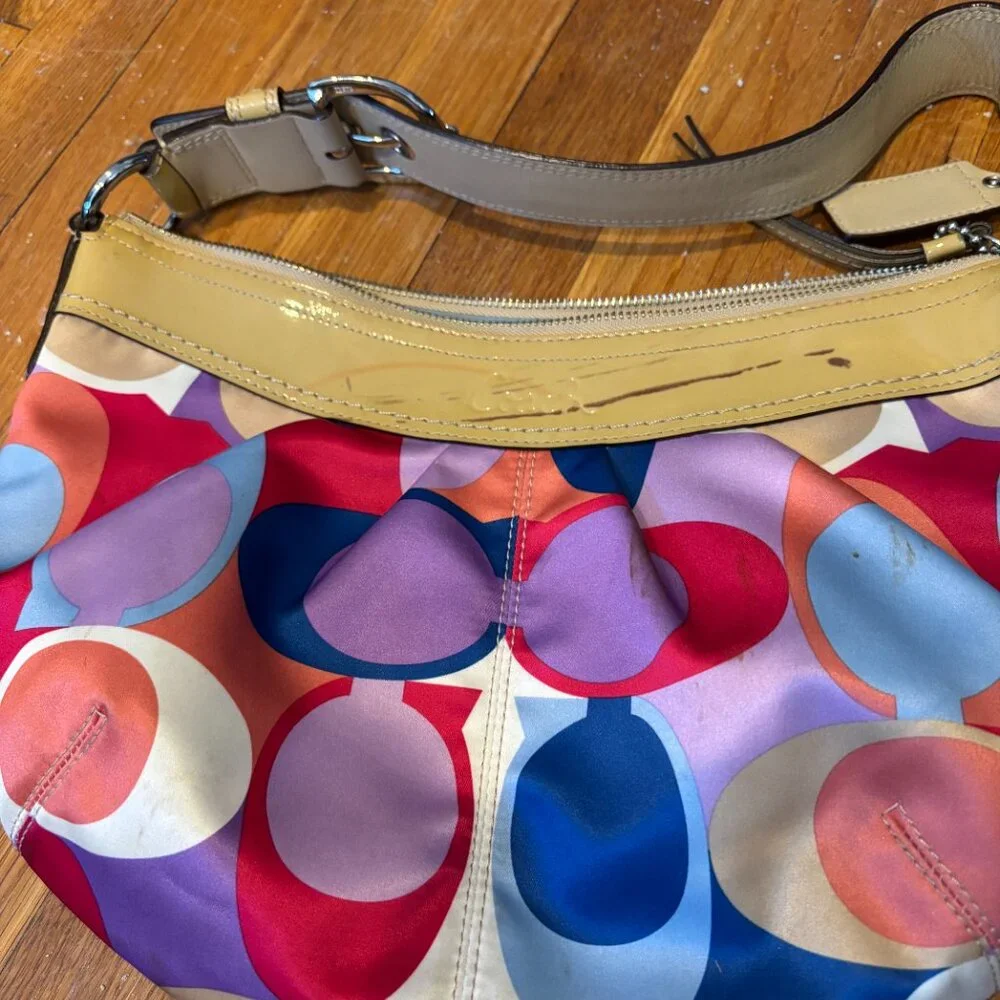 COACH Large Multicolor Fabric Shoulder Bag - Picture 2 of 10